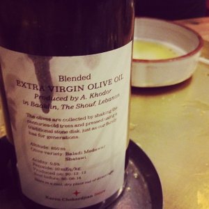 OLIVE-OIL-04