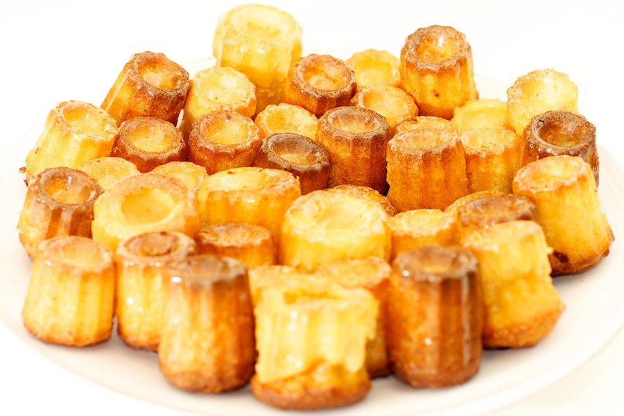 Cannelés de Bordeaux